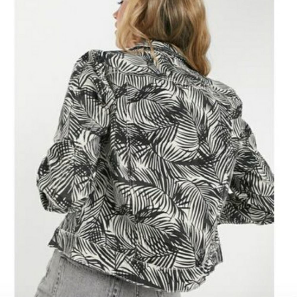 NWT VeraModa Denim Jacket - Picture 2 of 6